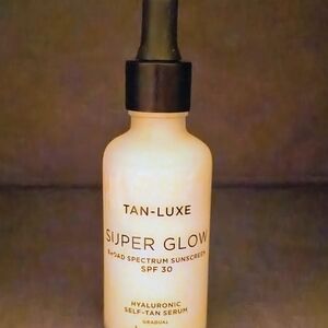 Tan Luxe Super Glow Face Self Tanner Serum SPF 30 Hyaluronic NEW